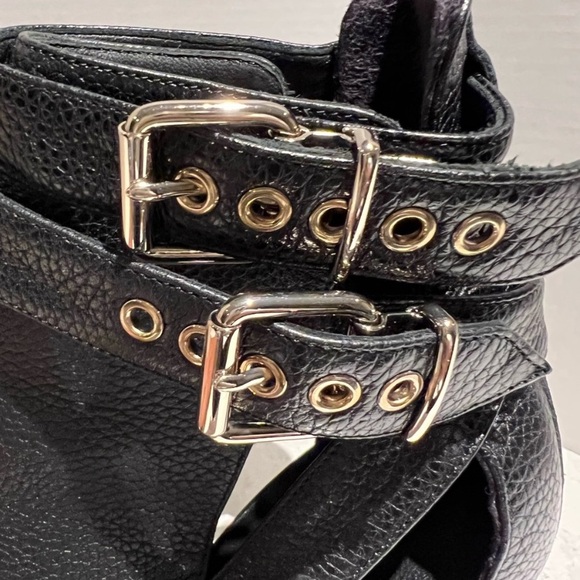 Amazing condition! - Picture 3 of 7